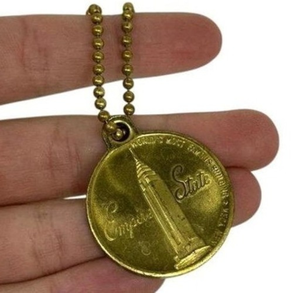 VTG Empire State World's Famous Building Keychain | Gold Tone Medallion Souvenir